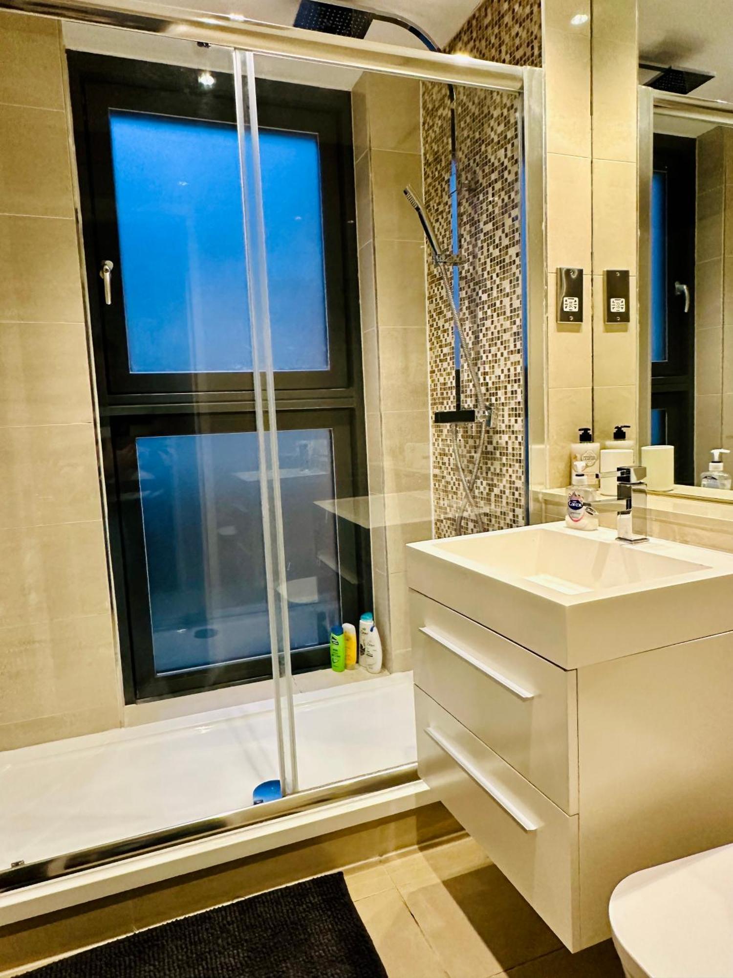 London Regency Apartment Екстериор снимка